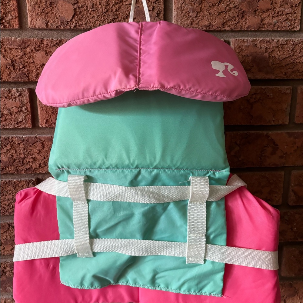 Barbie PFD - Picture 2 of 6